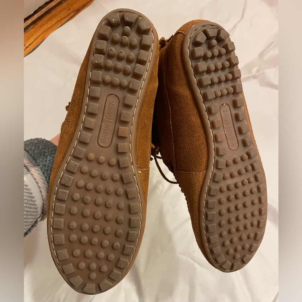 Minnetonka for J. Crew Double Fringe Suede Fur Lined Ankle Boots - Picture 8 of 13